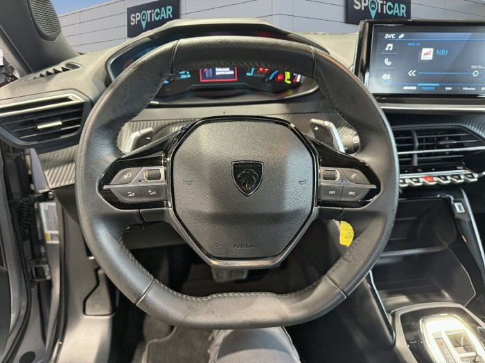 Peugeot 2008 Hybrid 136 e-DCS6 Style