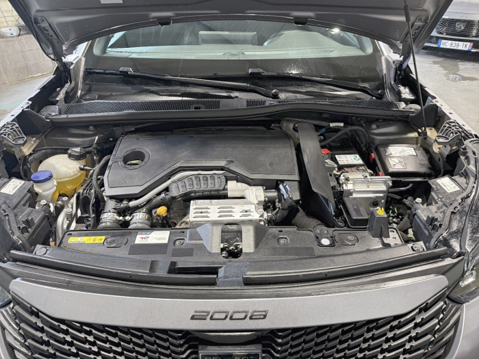 Peugeot 2008 Hybrid 136 e-DCS6 Style