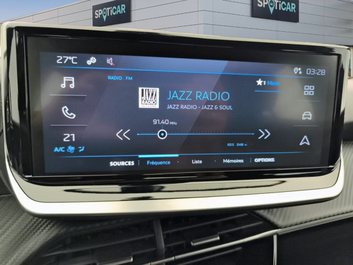 Peugeot 2008 Nouveau Hybrid 145 e-DCS6 Style
