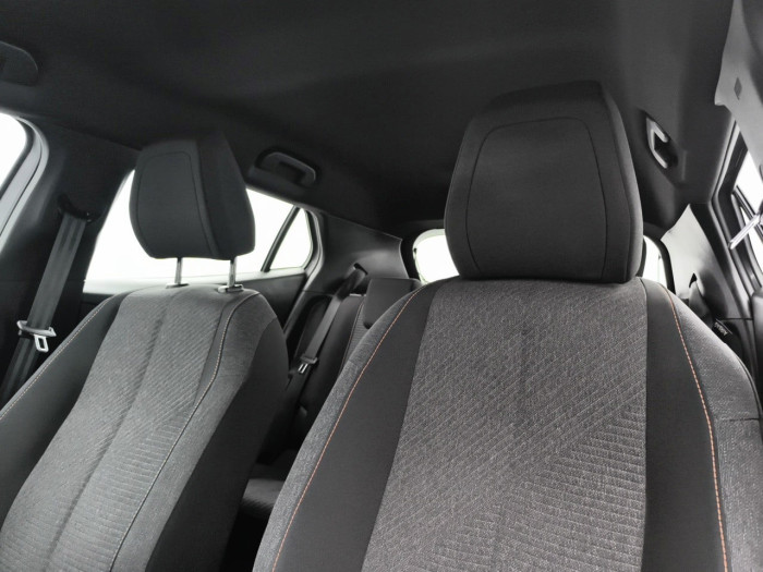 Peugeot 2008 Nouveau Hybrid 145 e-DCS6 Style