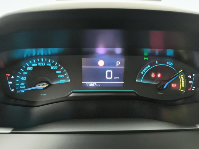 Peugeot 2008 Nouveau Hybrid 145 e-DCS6 Style