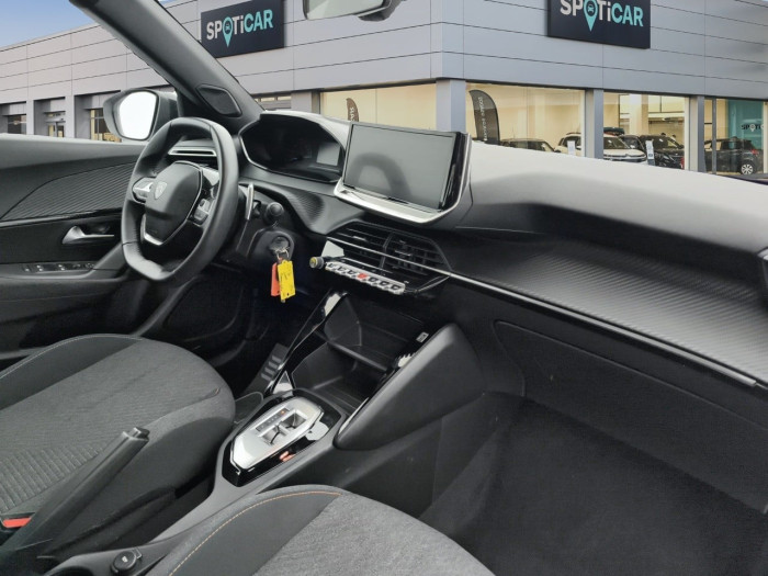 Peugeot 2008 Nouveau Hybrid 145 e-DCS6 Style