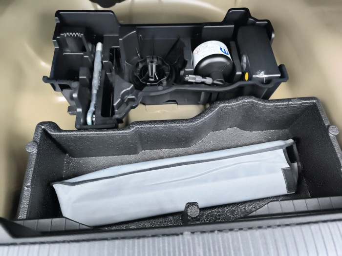 Peugeot 2008 Nouveau Hybrid 145 e-DCS6 Style