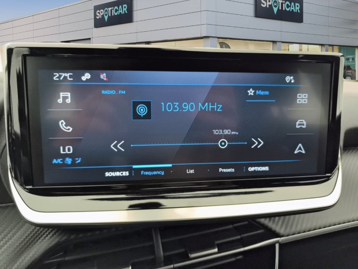 Peugeot 2008 Nouveau Hybrid 145 e-DCS6 Style
