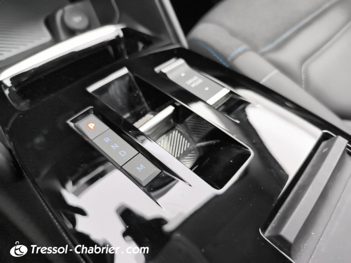 Citroën C4 BlueHDi 130 S&S EAT8 Shine Pack