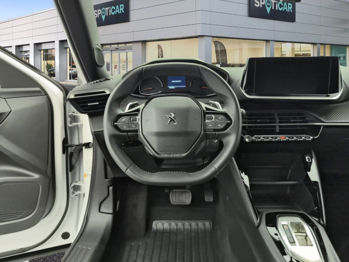 Peugeot 2008 PureTech 130 S&S EAT8 Style