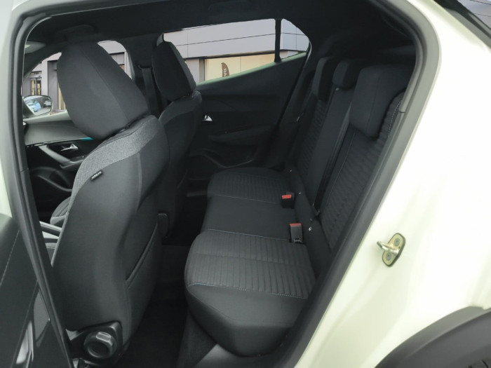 Peugeot 2008 PureTech 130 S&S EAT8 Style