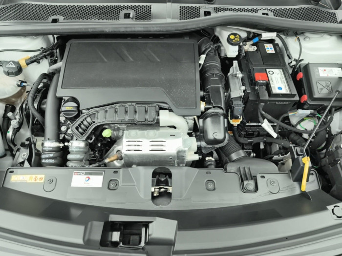 Peugeot 2008 PureTech 130 S&S EAT8 Style