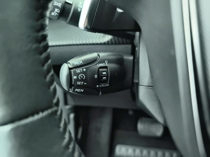 Peugeot 2008 PureTech 130 S&S EAT8 Style