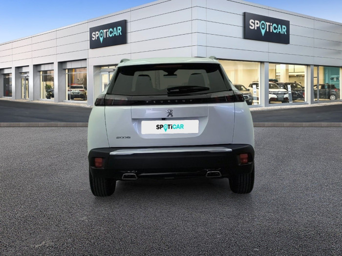 Peugeot 2008 PureTech 130 S&S EAT8 Style
