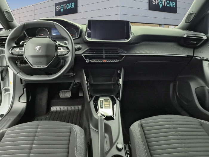 Peugeot 2008 PureTech 130 S&S EAT8 Style