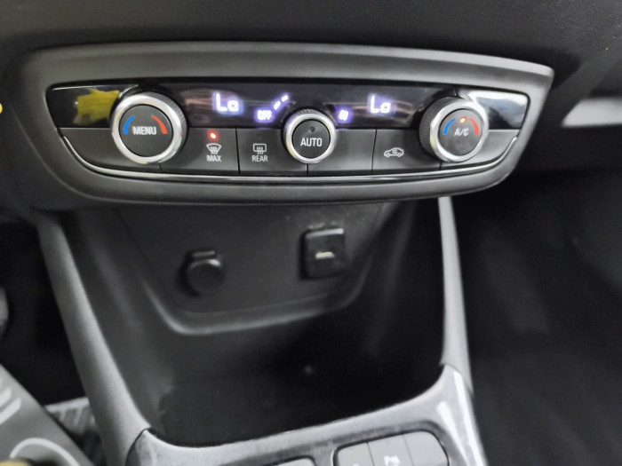 Opel Crossland 1.2 Turbo 110 ch BVM6 Elegance