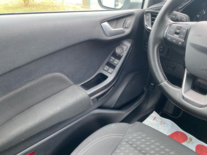 Ford Fiesta 1.0 EcoBoost 125ch mHEV Cool & Connect 5p
