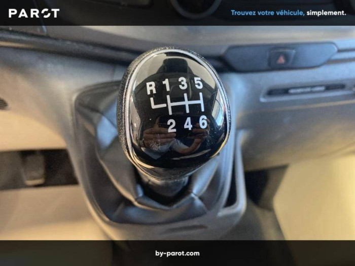 Ford TRANSIT CUSTOM FOURGON 300 L1H1 2.0 ECOBLUE 130 TREND BUSINESS