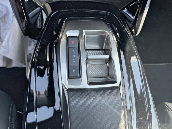 Peugeot 2008 ELECTRIQUE 136 ch GT