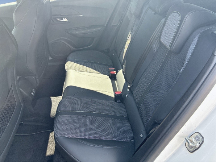 Peugeot 2008 ELECTRIQUE 136 ch GT