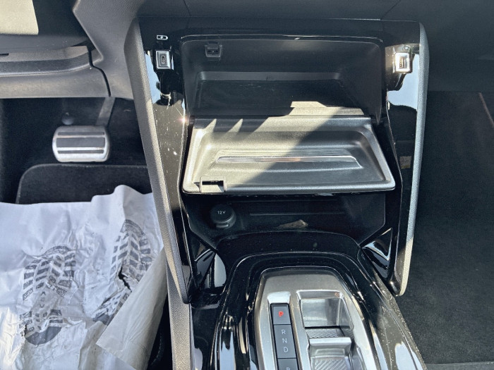 Peugeot 2008 ELECTRIQUE 136 ch GT