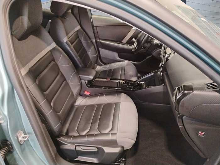 Citroën C4 PureTech 155 S&S EAT8 Shine