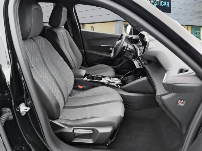 Peugeot 2008 Nouveau Hybrid 145 e-DCS6 Allure