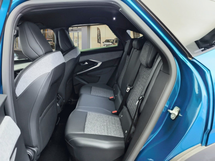 Peugeot 3008 Hybrid 136 e-DCS6 Allure