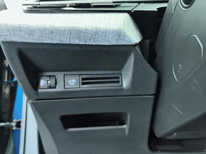 Peugeot 3008 Hybrid 136 e-DCS6 Allure