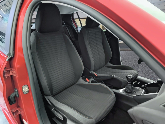 Peugeot 208 BlueHDi 100 S&S BVM6 Active