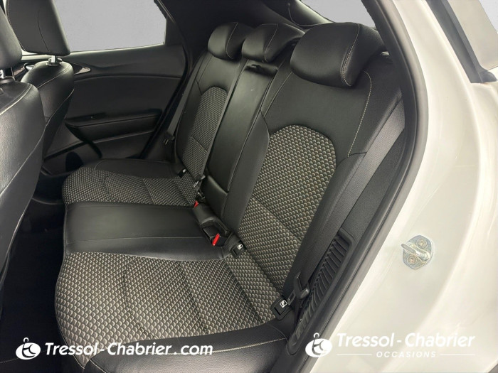 Kia XCEED HYBRIDE RECHARGEABLE 1.6 GDi Hybride Rechargeable 141ch DCT6 Black & White Edition