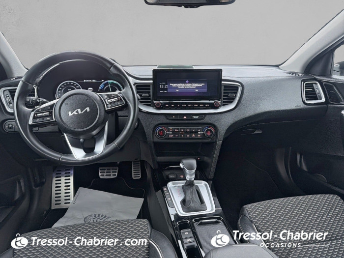 Kia XCEED HYBRIDE RECHARGEABLE 1.6 GDi Hybride Rechargeable 141ch DCT6 Black & White Edition
