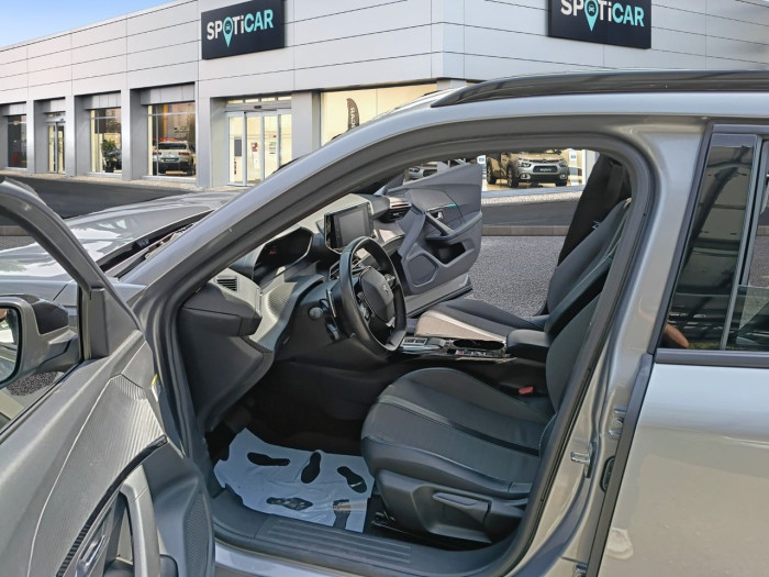 Peugeot 2008 BlueHDi 130 S&S EAT8 Allure