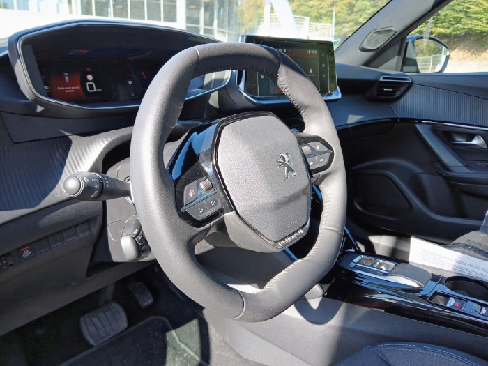Peugeot 2008 PureTech 130 S&S EAT8 Allure Pack