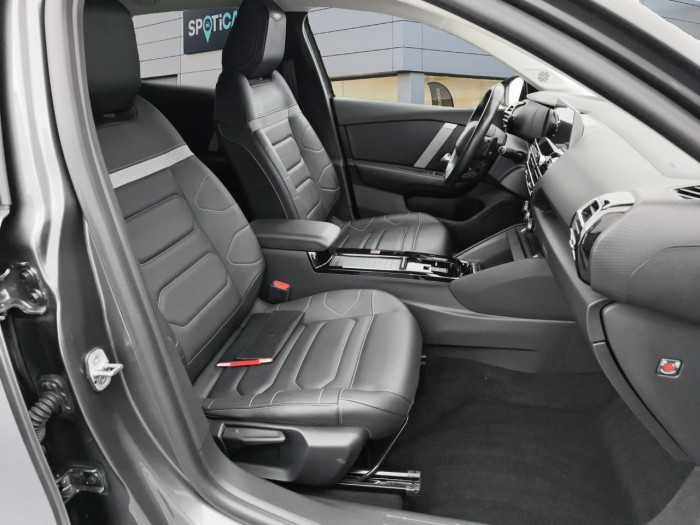 Citroën C4 PureTech 130 S&S EAT8 Shine