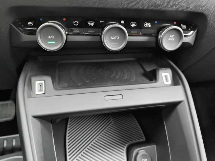 Citroën C4 PureTech 130 S&S EAT8 Shine