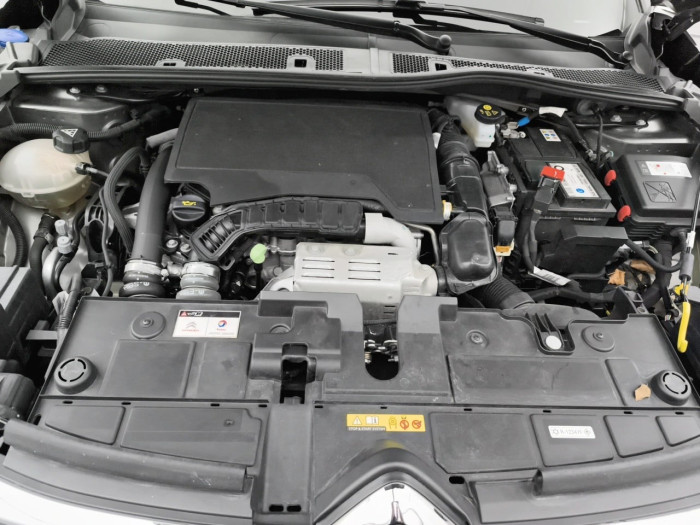Citroën C4 PureTech 130 S&S EAT8 Shine