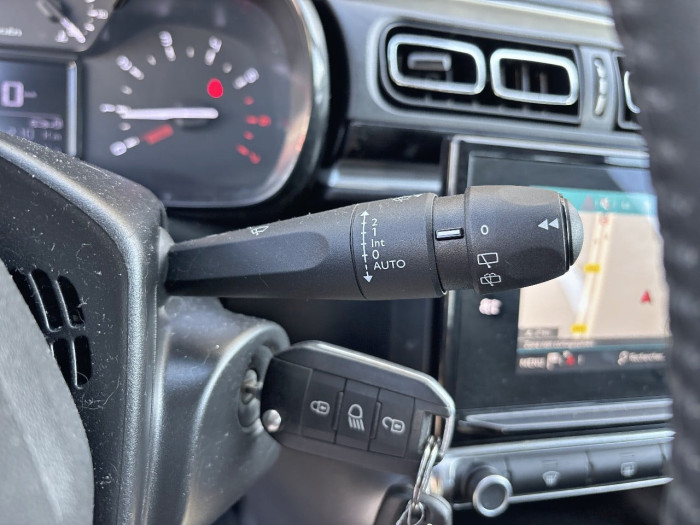 Citroën C3 BlueHDi 100 S&S BVM6 Shine Business