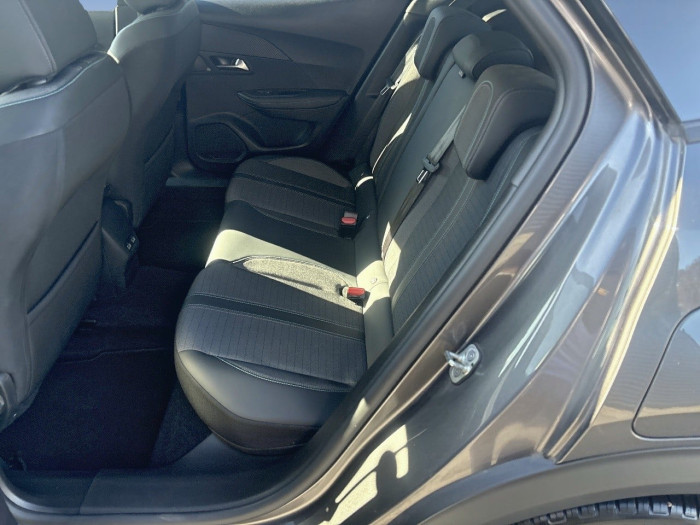Peugeot 2008 PureTech 130 S&S EAT8 Allure Pack