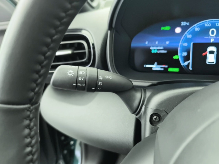 Toyota YARIS HYBRIDE Nouveau 130h Collection
