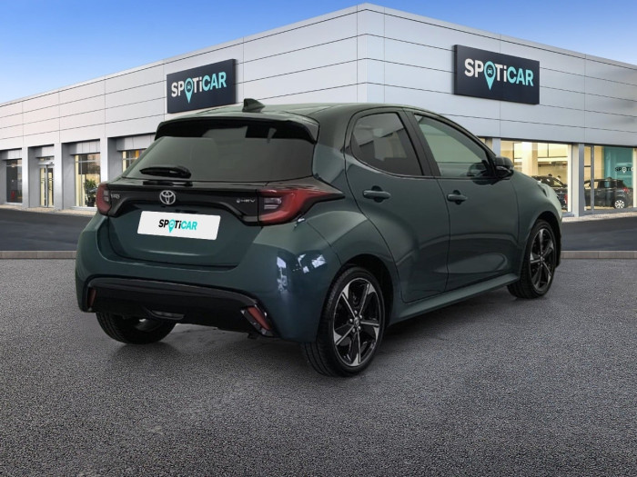 Toyota YARIS HYBRIDE Nouveau 130h Collection
