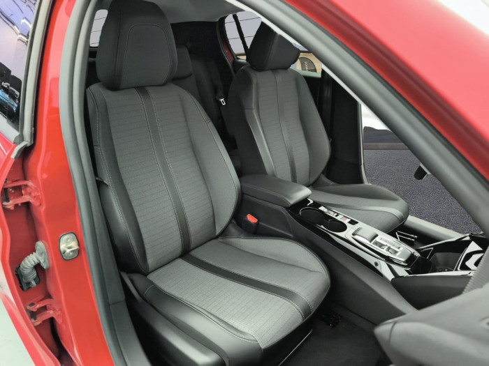Peugeot 208 ELECTRIQUE 50 kWh 136ch Allure Pack