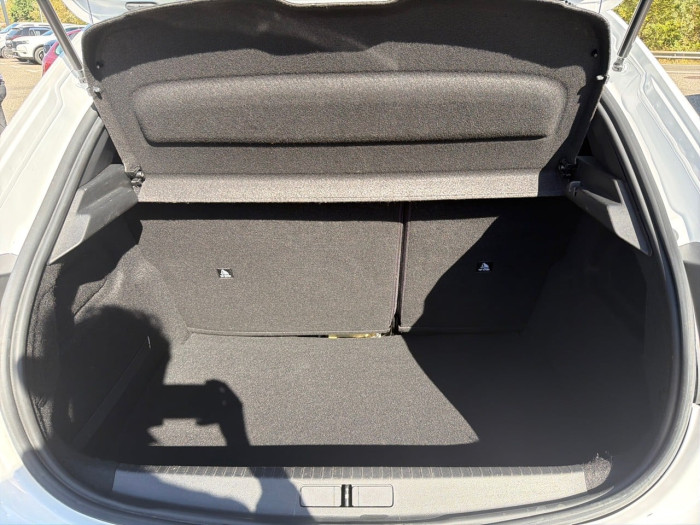Peugeot 208 PureTech 100 S&S BVM6 Style