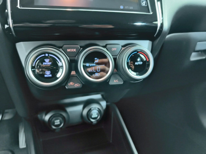 Suzuki Swift 1.2 Dualjet Hybrid Pack