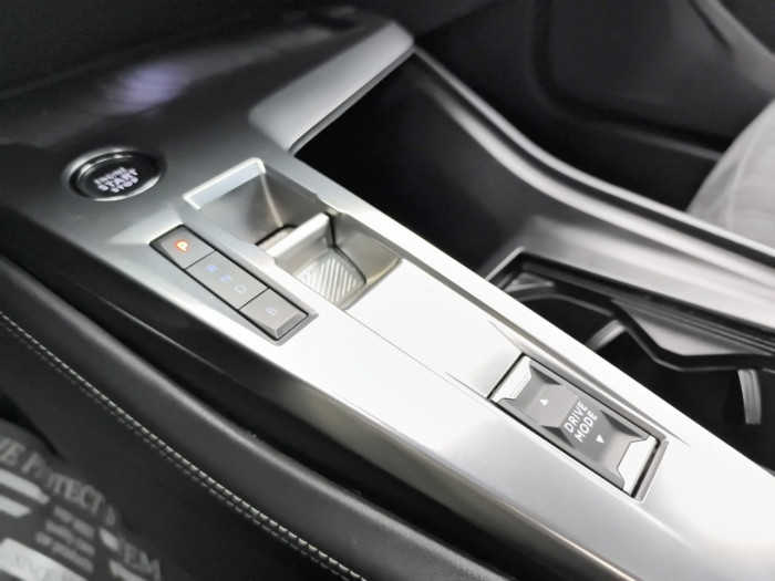 Peugeot 308 SW PHEV 180 e-EAT8 GT