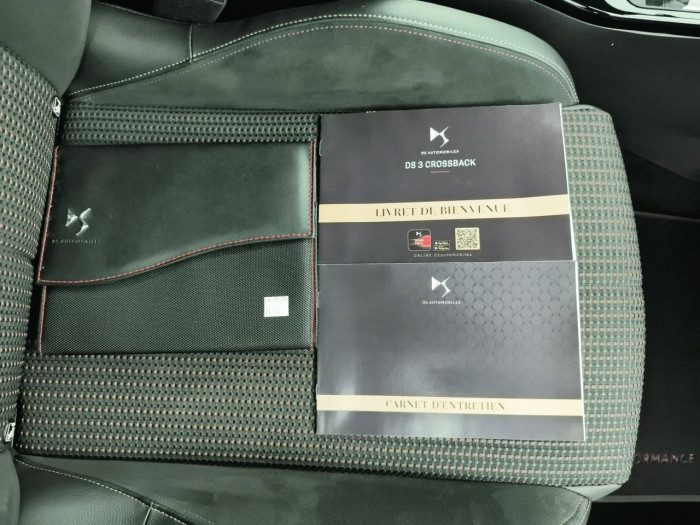 DS DS 3 PureTech 130 EAT8 Performance Line