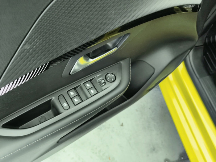 Peugeot 208 PureTech 100 S&S BVM6 Allure
