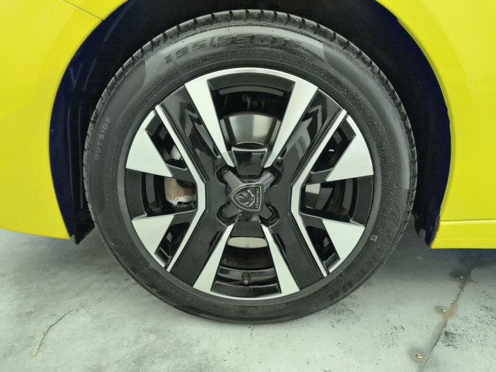 Peugeot 208 PureTech 100 S&S BVM6 Allure