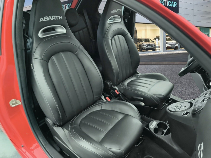 Abarth 595 1.4 Turbo 16V T-Jet 180 ch Competizione