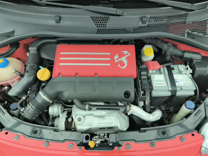 Abarth 595 1.4 Turbo 16V T-Jet 180 ch Competizione
