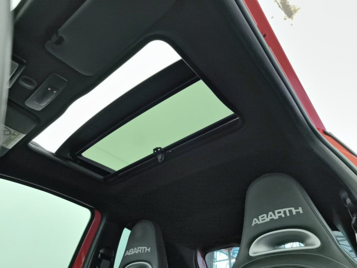 Abarth 595 1.4 Turbo 16V T-Jet 180 ch Competizione