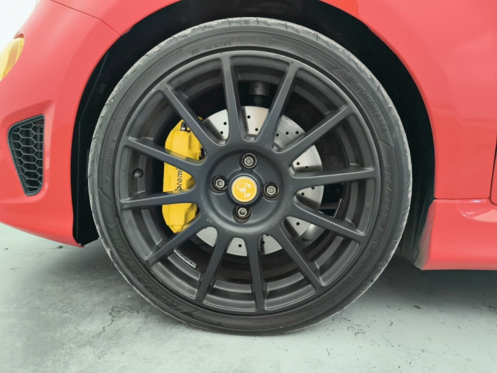 Abarth 595 1.4 Turbo 16V T-Jet 180 ch Competizione