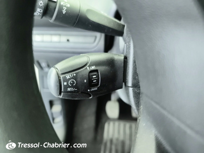 Peugeot 208 Affaire BLUEHDI 100 S&S BVM5 PREMIUM PACK