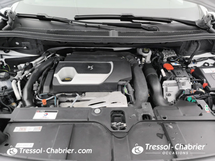 DS DS7 CROSSBACK Hybride E-Tense 300 EAT8 4x4 So Chic